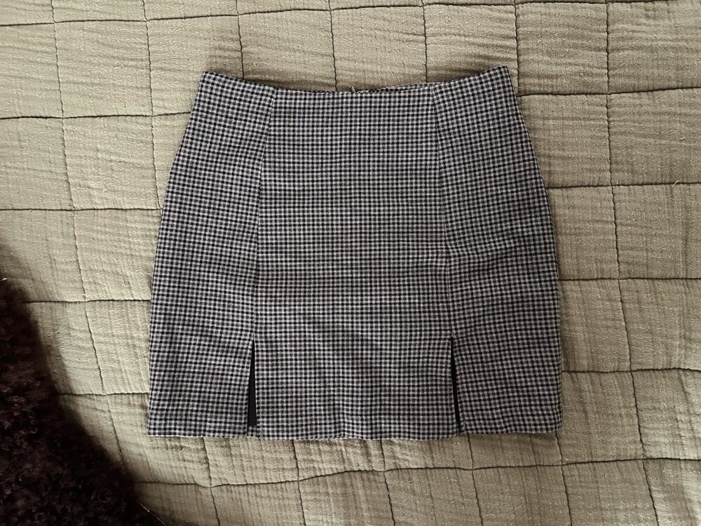Sunday Best (Aritzia)- Checkered Mini Skirt- Size 0